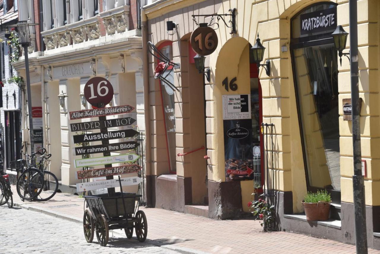 Fewo1846 - An Der Alten Kaffeeroesterei - Stilvoll Eingerichtete 2-Zimmer-Wohnung Im Stadtzentrum Flensburg Dış mekan fotoğraf